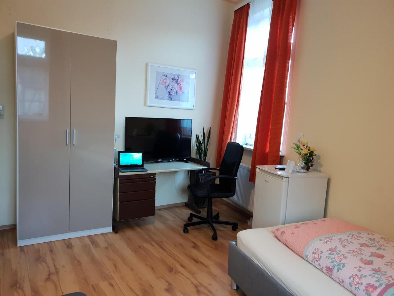 Hotel Alte Post 바트순덴알렌도르프 외부 사진