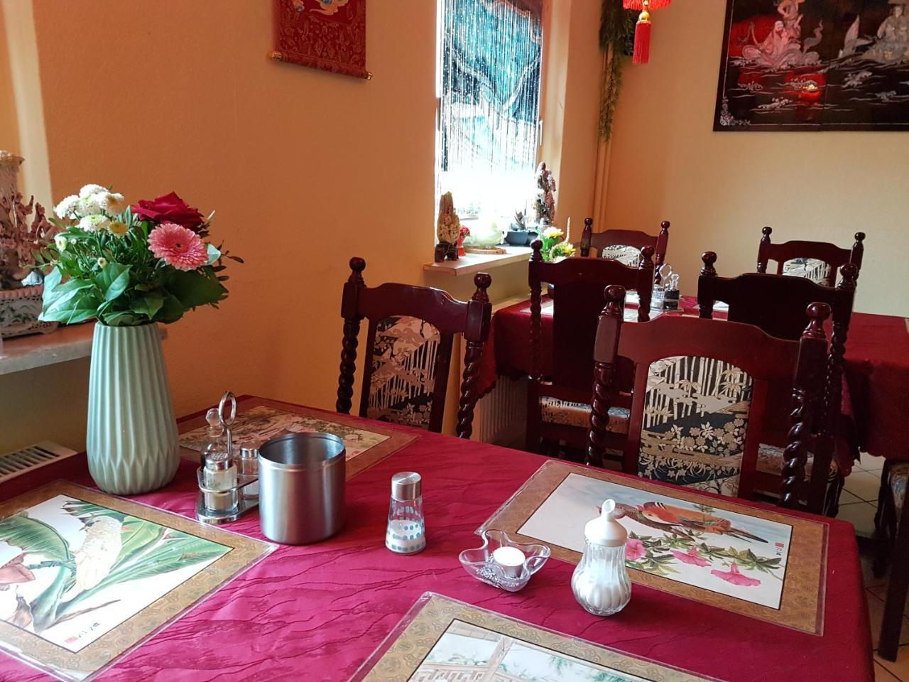 Hotel Alte Post 바트순덴알렌도르프 외부 사진
